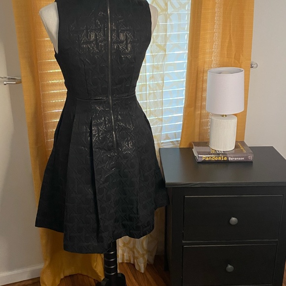 Mix and Match 2 for $30  Little Black Dress w/pockets sz 4 - Picture 8 of 12